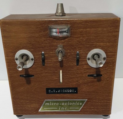 micro-avionics.Tx_front.jpg