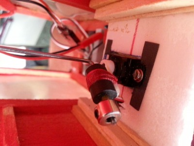 servo_torque-rod_1_lr.jpg
