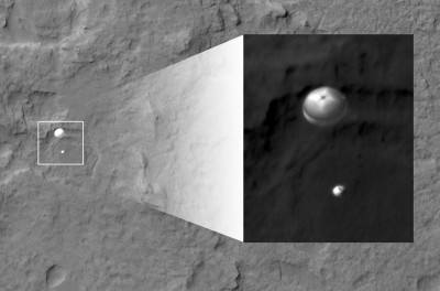 Curiosity parachute.jpg