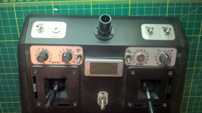 On top there's an extra switch labelled 'GEAR' - would that be a separate channel?