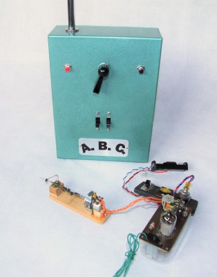 ABC Carrier Wave, Valvepulse  set with the Aeromodeller Rx and home made flyball actuator.jpg